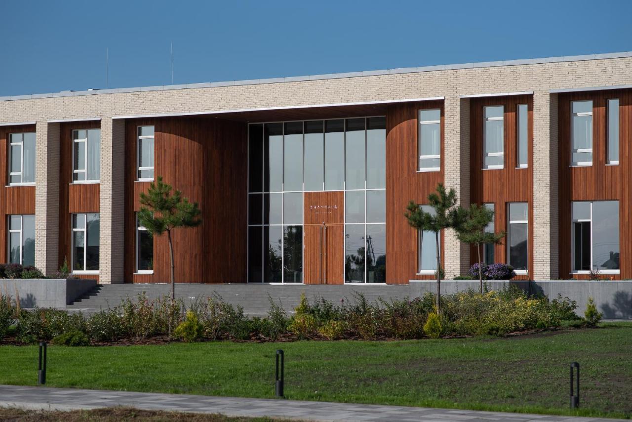 Shambala Wellness Club Hotel Rozhny Exterior photo
